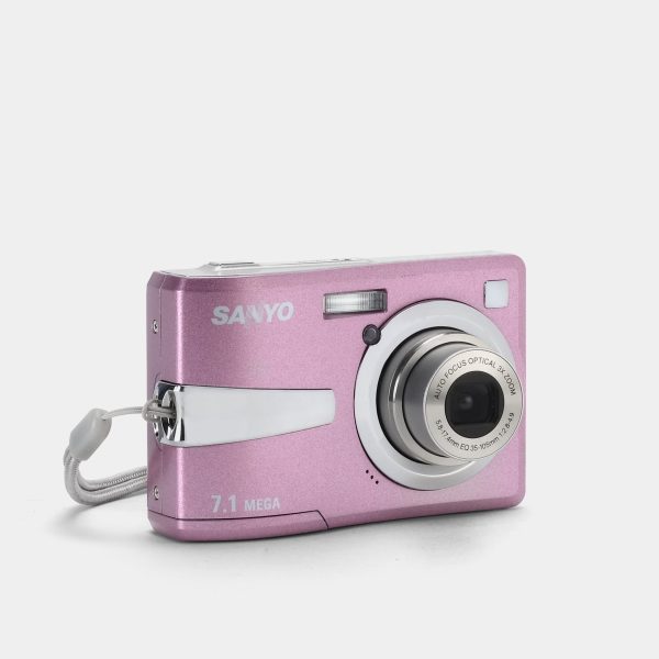 Sanyo VPC-S770PU Digital Point and Shoot Camera For Cheap